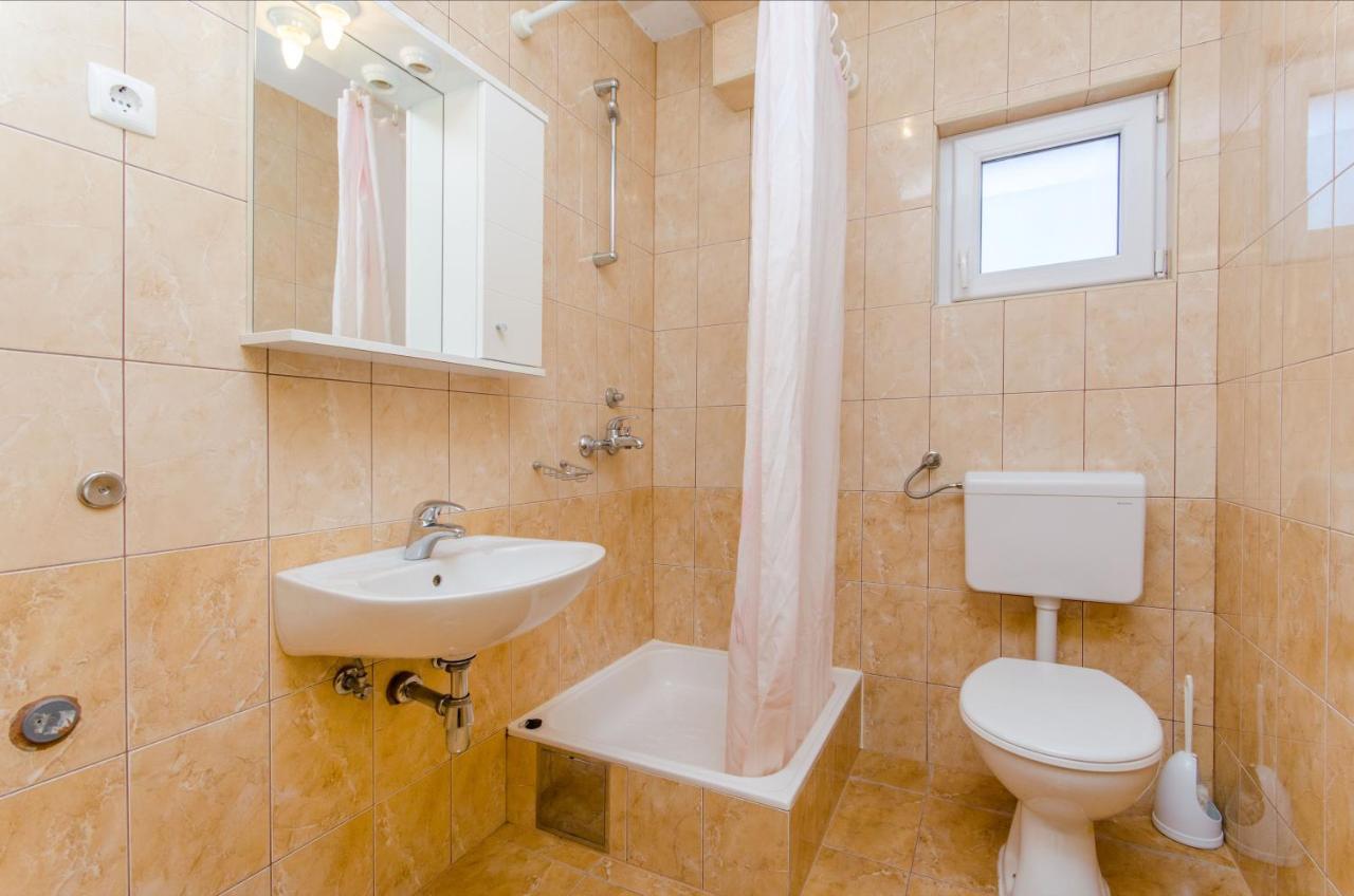Knezovicapartments Živogošće エクステリア 写真